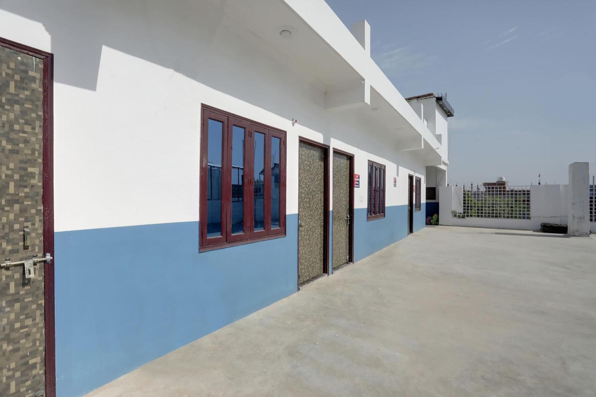 Hotel O Kiran Raj Palace Kanpur Exteriör bild