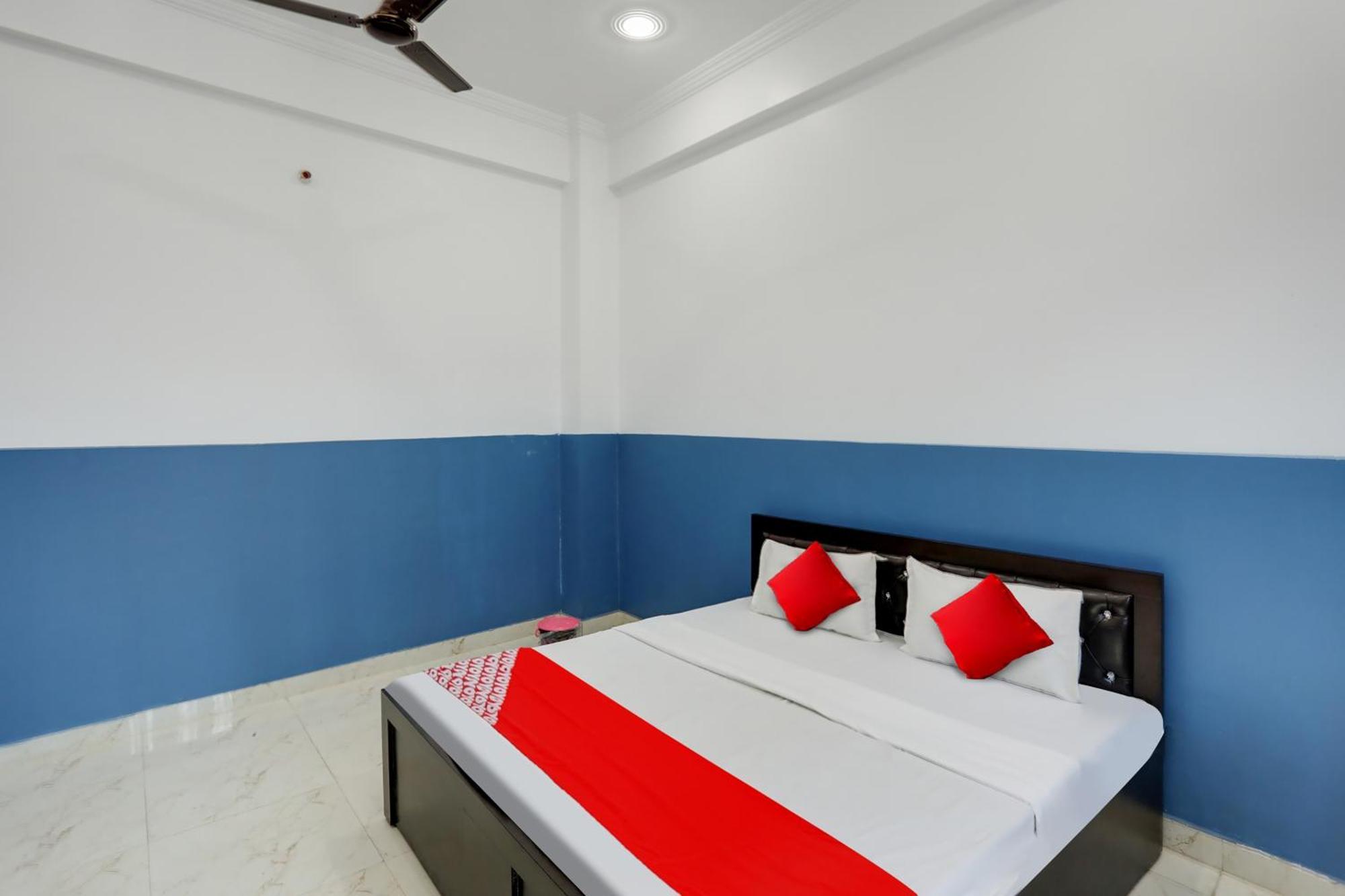 Hotel O Kiran Raj Palace Kanpur Exteriör bild
